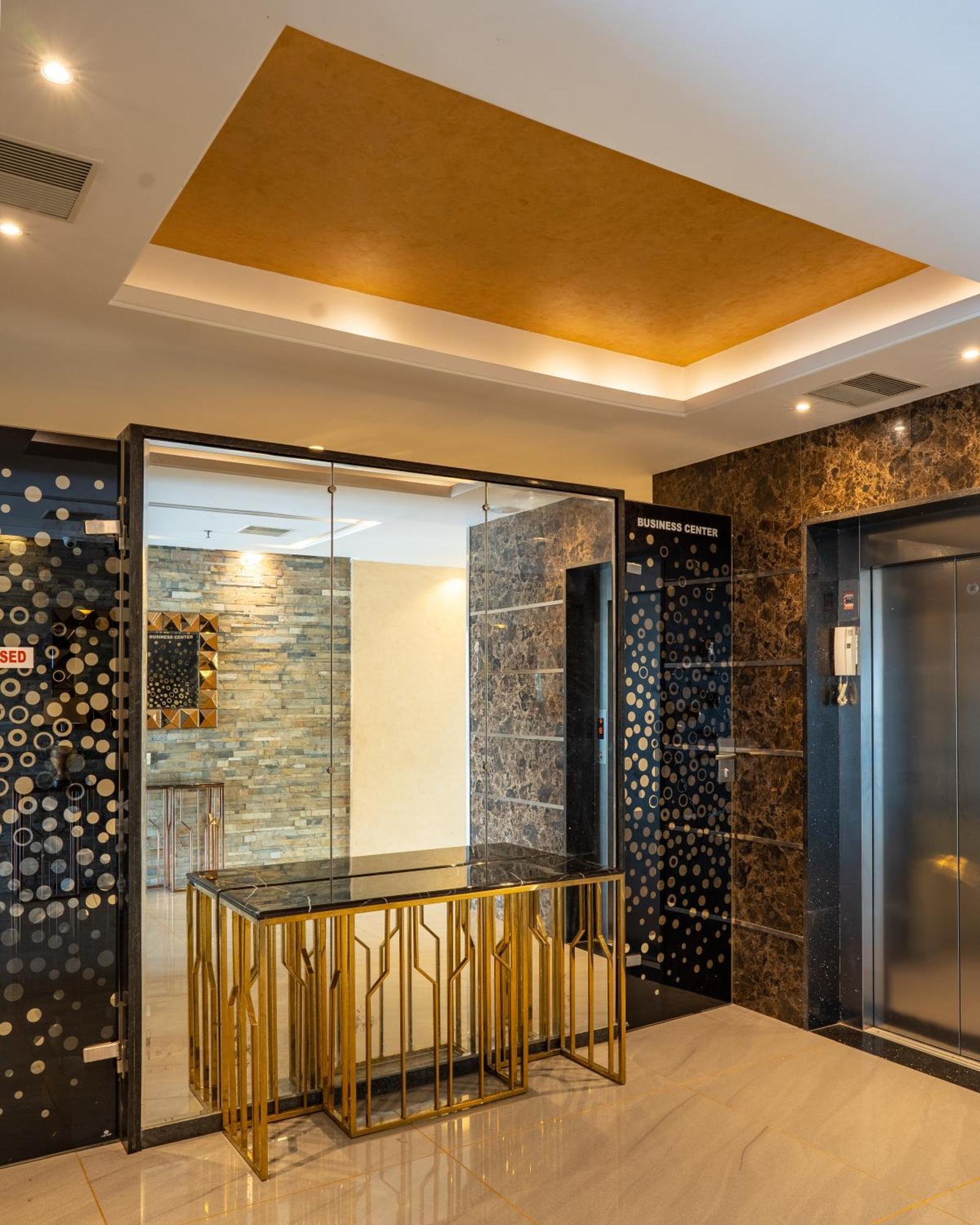 Kent Baywatch Suites Kochi Kültér fotó
