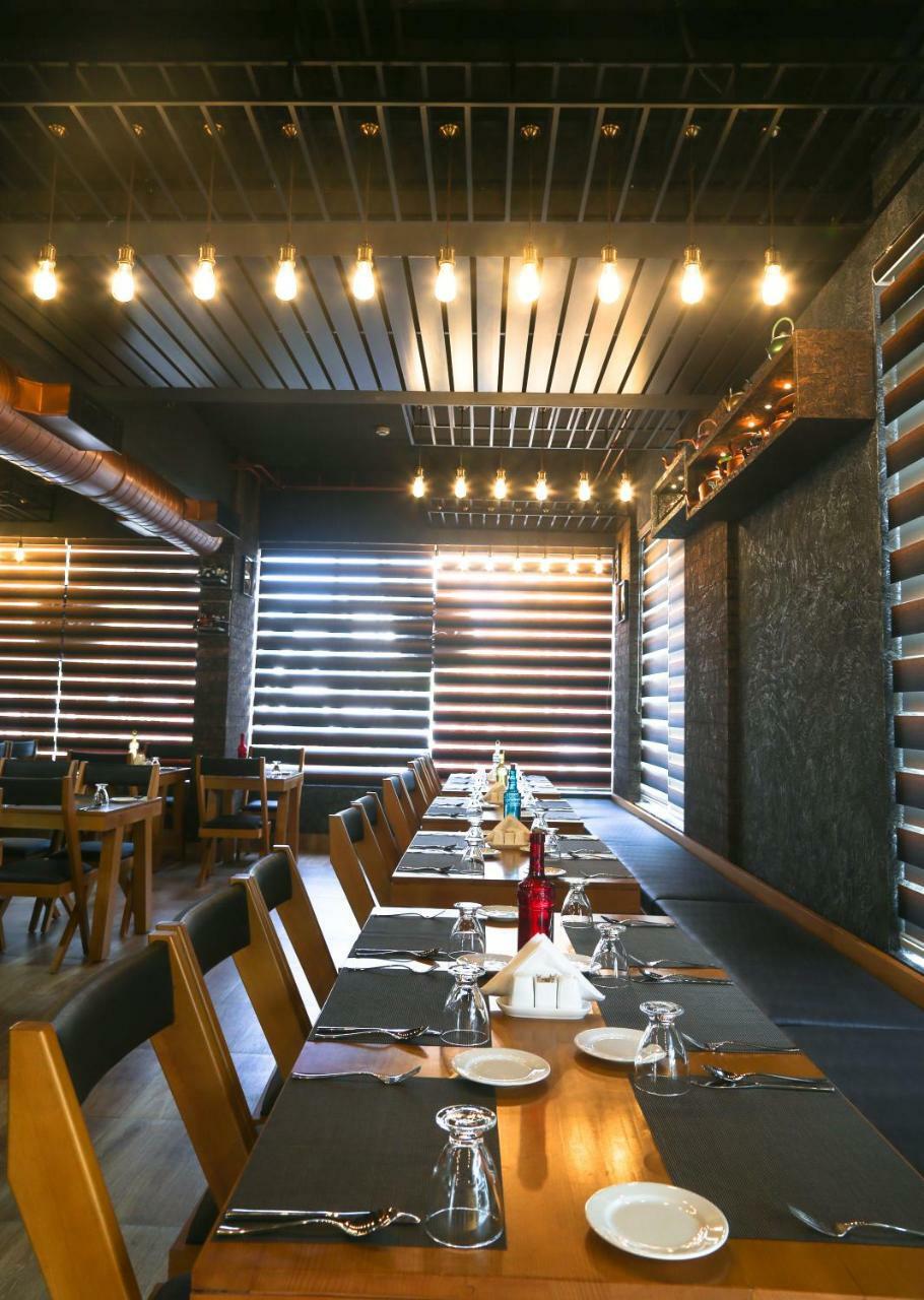 Kent Baywatch Suites Kochi Kültér fotó